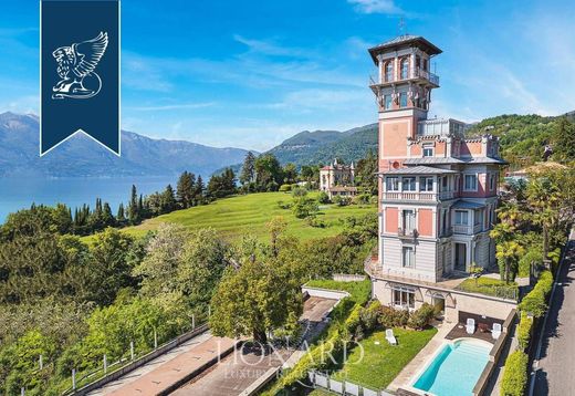 Villa a Luino, Varese