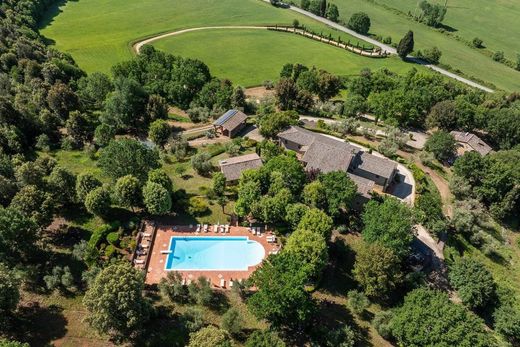 Fattoria a Casole d'Elsa, Siena