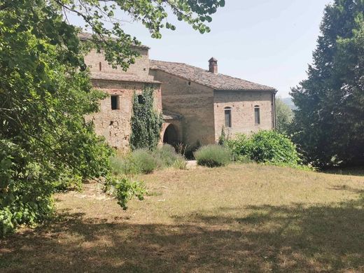 Köy evi San Gimignano, Siena ilçesinde