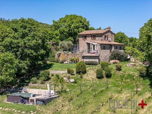 Casale a Roccastrada, Grosseto