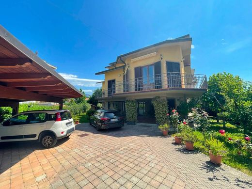 ﻓﻴﻼ ﻓﻲ Pistoia, Provincia di Pistoia