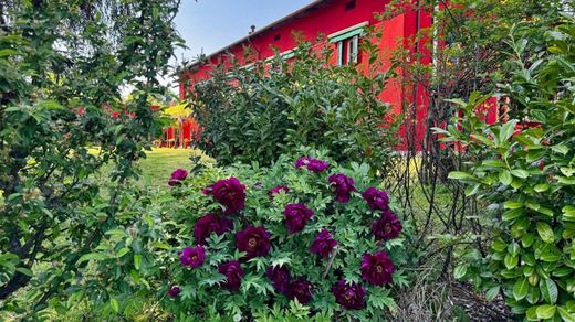 Villa in Nizza Monferrato, Provincia di Asti