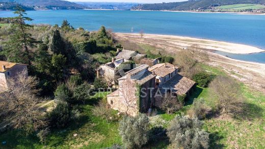 Landsitz in Baschi, Provincia di Terni