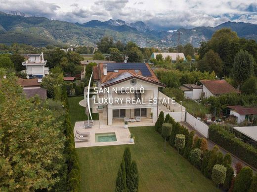 Villa in Forte dei Marmi, Provincia di Lucca
