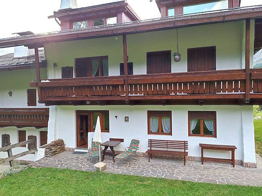 Piso / Apartamento en Cortina d'Ampezzo, Provincia di Belluno