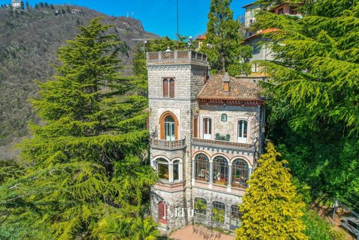 Villa in Varese, Provincia di Varese