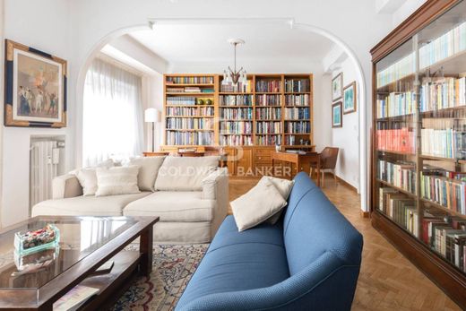 Apartment / Etagenwohnung in Rom, Latium