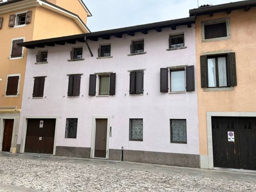 Luxe woning in Udine, Friuli-Julisch Venetië