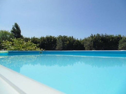 Villa a Ardea, Roma