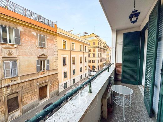 Apartment in Rome, Latium