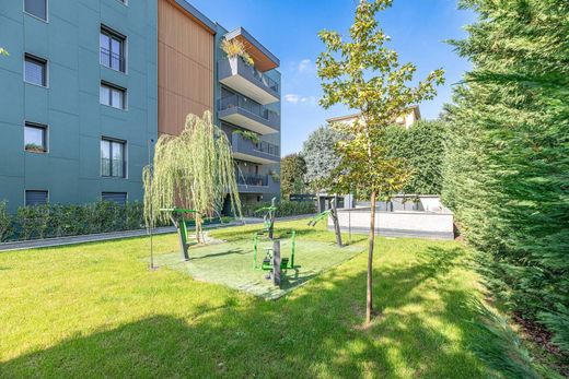 Apartament w Monza, Provincia di Monza e della Brianza