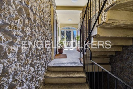 Villa - Caravate, Provincia di Varese