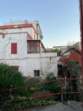 Villa a Portici, Napoli