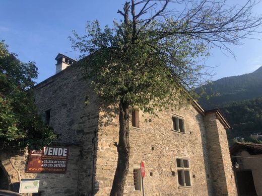 Piso / Apartamento en La Salle, Valle d'Aosta