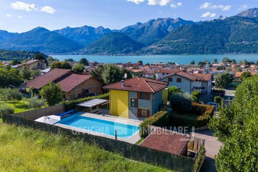 Villa - Colico, Provincia di Lecco