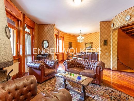 Villa in Rome, Latium