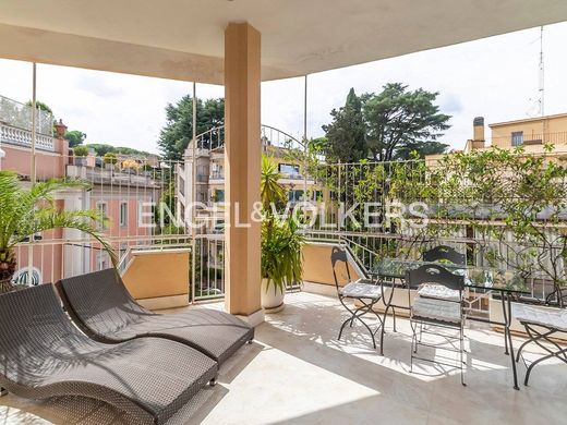 ローマ, ラツィオ州のペントハウス