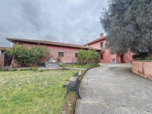 Villa in Guidonia Montecelio, Rome