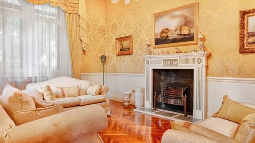 Villa in Saronno, Provincia di Varese