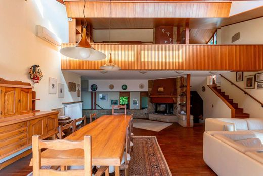 Willa w San Marino, Castello di San Marino Città