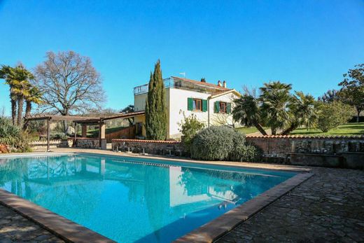 Villa in Vetralla, Provincia di Viterbo