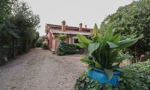 Villa in Velletri, Rome