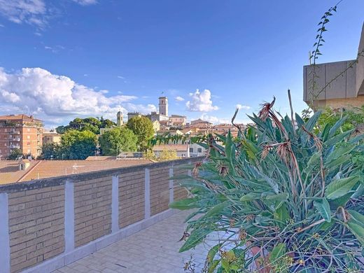 Penthouse à Monterotondo, Rome
