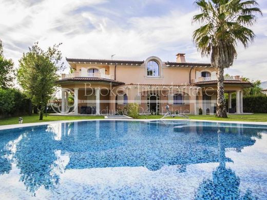 Вилла, Forte dei Marmi, Provincia di Lucca
