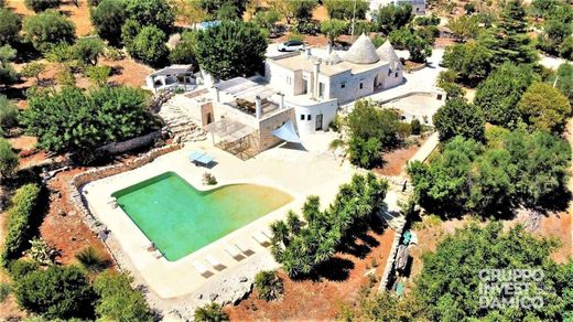 Villa in Ostuni, Provincia di Brindisi