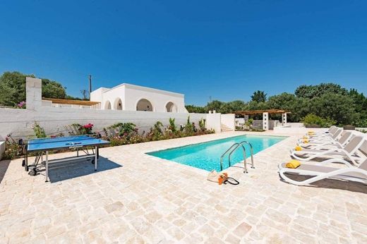 Villa in Ostuni, Provincia di Brindisi