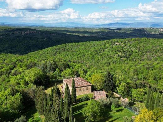 Country House in Sinalunga, Province of Siena