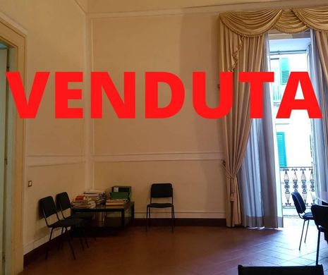 Piso / Apartamento en Portici, Napoles