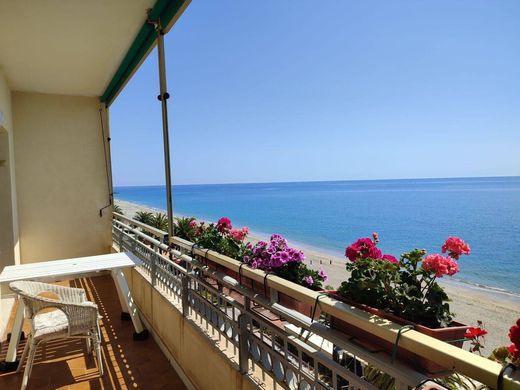 Penthouse w Finale Ligure, Provincia di Savona