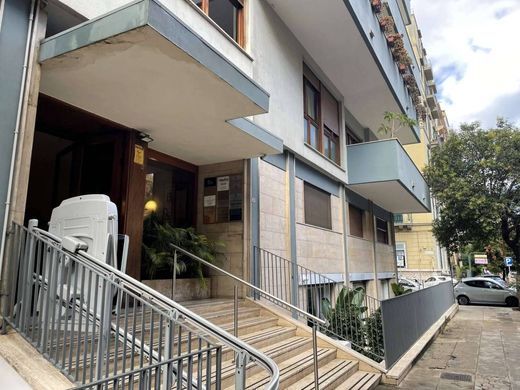 套间/公寓  巴勒莫市, 巴勒莫省