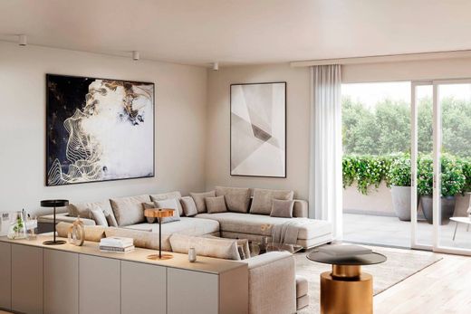 Monza, Provincia di Monza e della Brianzaのアパートメント