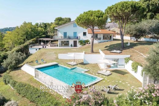 Villa in Pesaro, Pesaro and Urbino
