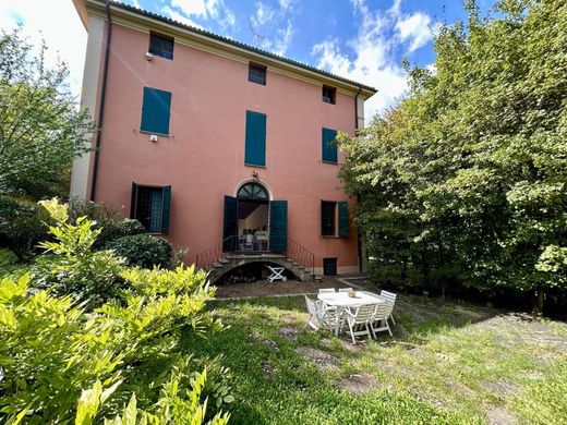 Apartment in Bologna, Emilia-Romagna