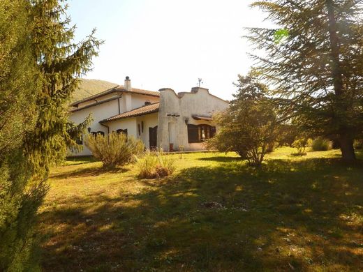 Villa en Rocca di Botte, Aquila