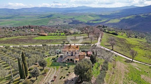 Country House in Castiglione d'Orcia, Province of Siena