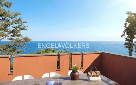 Piso / Apartamento en Varazze, Provincia di Savona