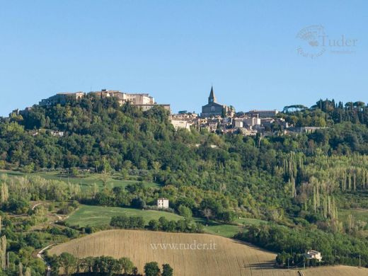 ‏בתי כפר ב  Todi, Provincia di Perugia