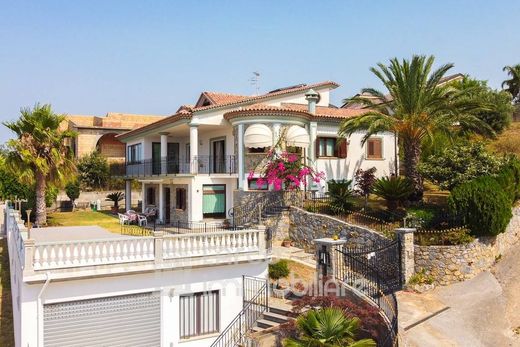 Villa - Scalea, Provincia di Cosenza