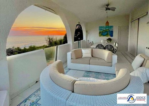 Villa en Sabaudia, Provincia di Latina