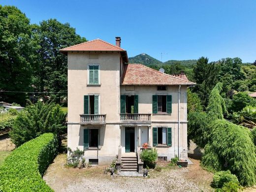 Villa in Casciago, Provincia di Varese