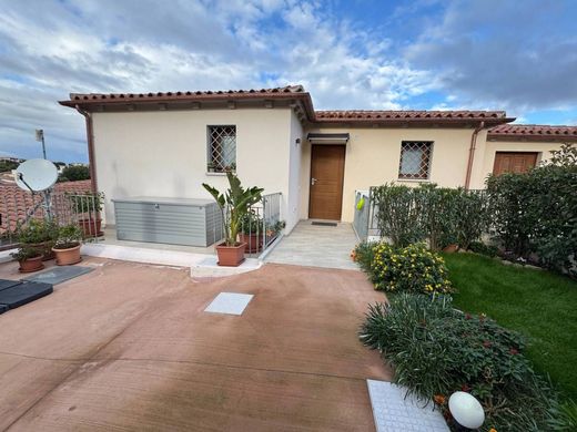 Apartment in Loiri Porto San Paolo, Provincia di Sassari