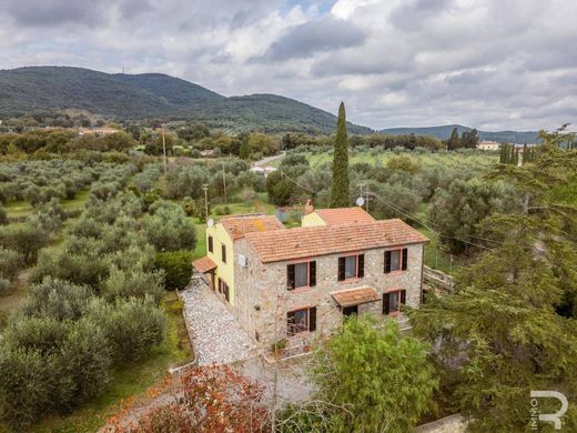 Country House in Gavorrano, Provincia di Grosseto