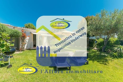 Villa en San Teodoro, Provincia di Sassari