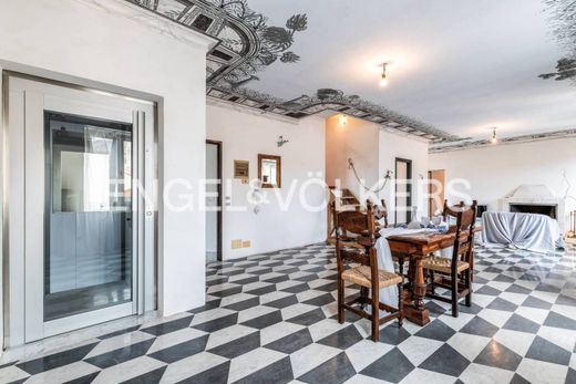 Apartment / Etagenwohnung in Toirano, Provincia di Savona