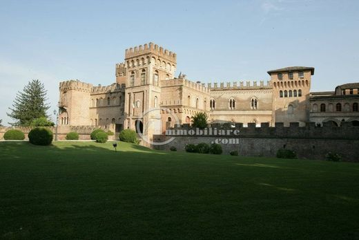 Torre de' Picenardi, Provincia di Cremonaの宮殿