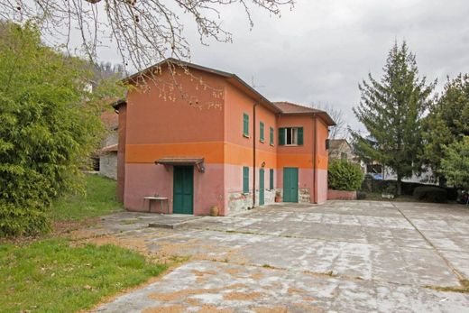 Villa - Licciana Nardi, Provincia di Massa-Carrara